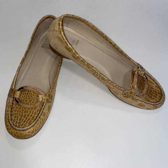 Stuart Weitzman Womens 7.5M Moc Loafers Flats Croc Leather Tortoise Oval Buckle - Picture 2 of 9